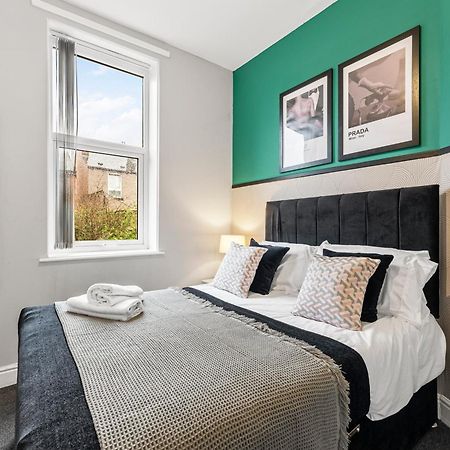20 Percent Off! Stylish Sheffield Abode Sleeps 12 Apartamento Exterior foto