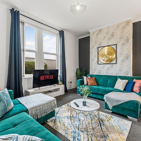 20 Percent Off! Stylish Sheffield Abode Sleeps 12 Apartamento Exterior foto