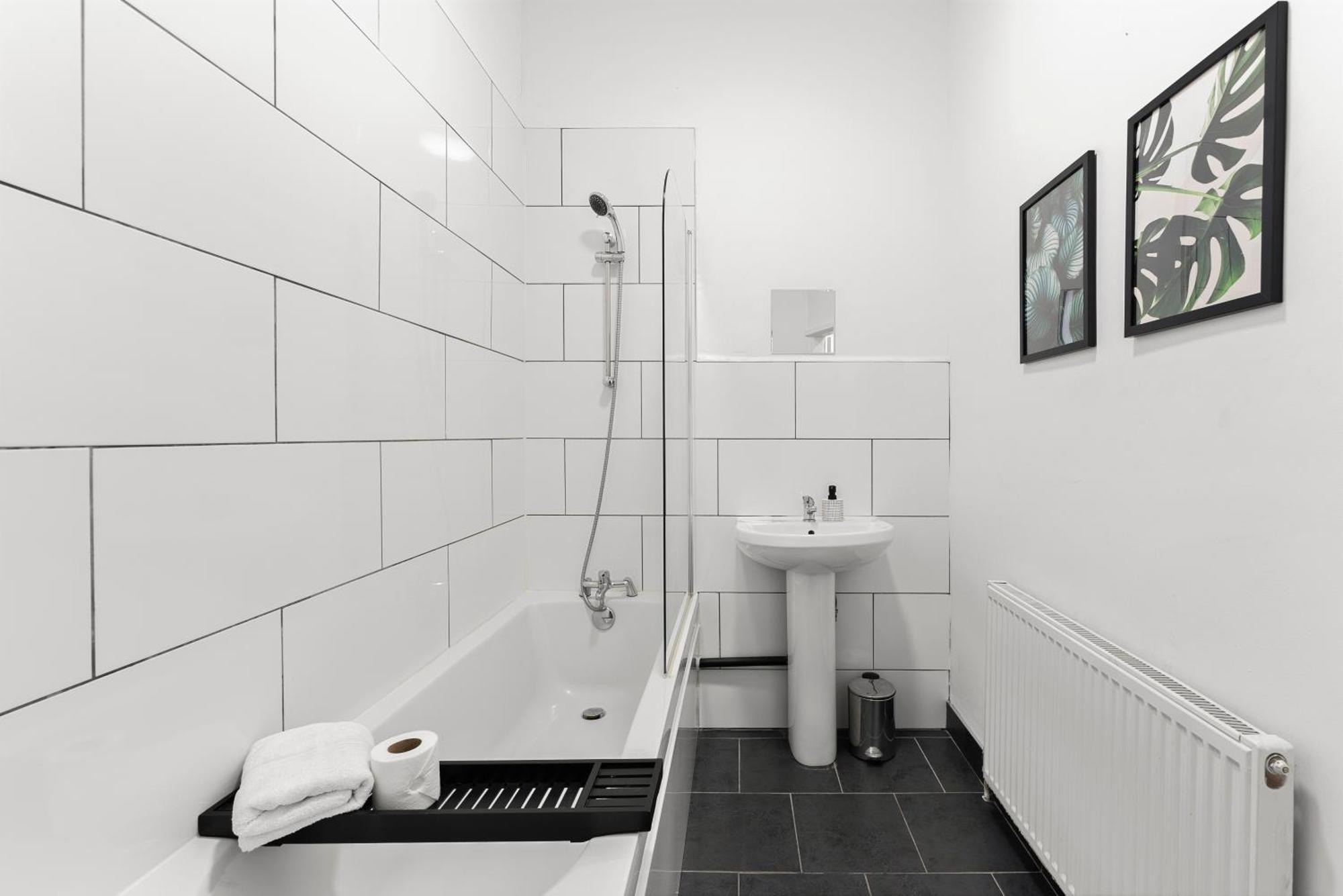 20 Percent Off! Stylish Sheffield Abode Sleeps 12 Apartamento Exterior foto