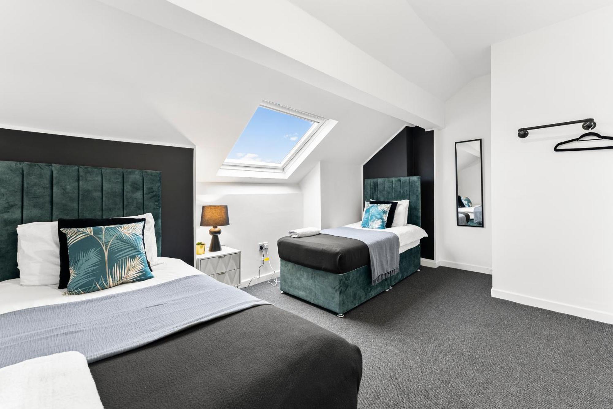 20 Percent Off! Stylish Sheffield Abode Sleeps 12 Apartamento Exterior foto