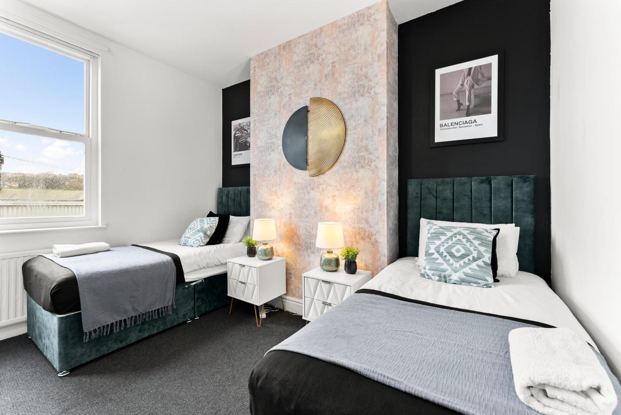 20 Percent Off! Stylish Sheffield Abode Sleeps 12 Apartamento Exterior foto