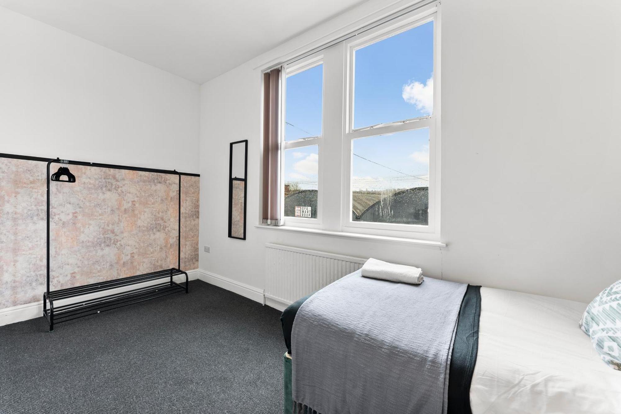 20 Percent Off! Stylish Sheffield Abode Sleeps 12 Apartamento Exterior foto