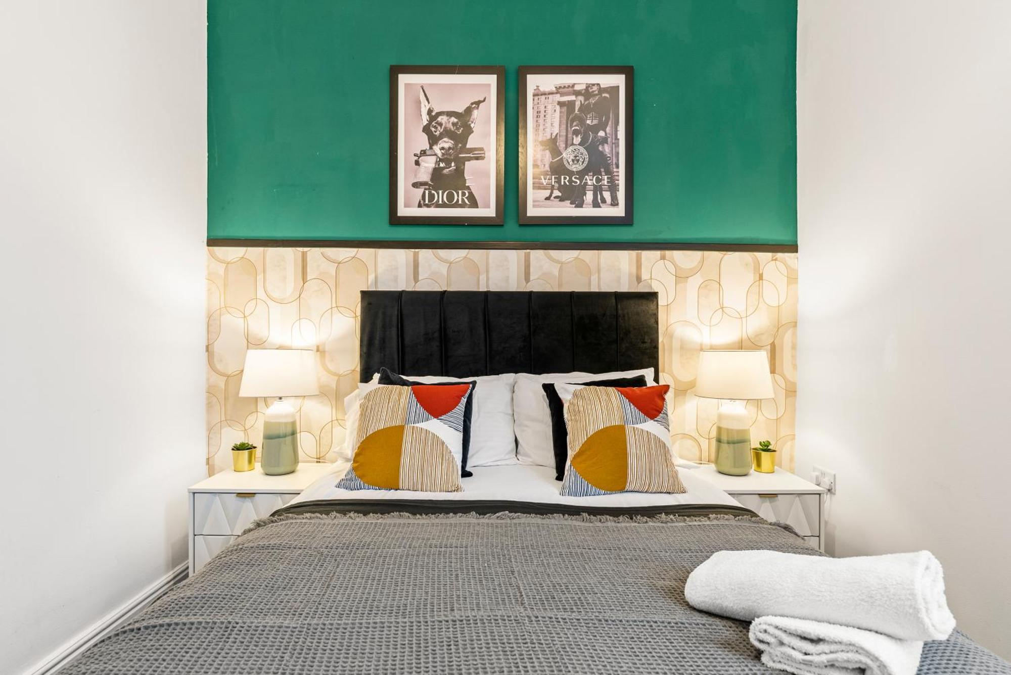 20 Percent Off! Stylish Sheffield Abode Sleeps 12 Apartamento Exterior foto